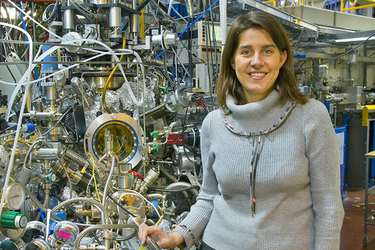 Professor Alessandra Lanzara in her lab